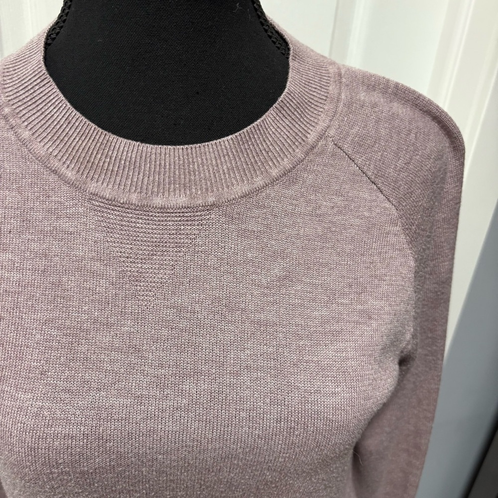 Lululemon Sweater - Picture 4 of 5